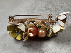 Vintage MCM Enameled Cluster Petals / Crystals Flowers and Leaves Brooch 2 1/4″