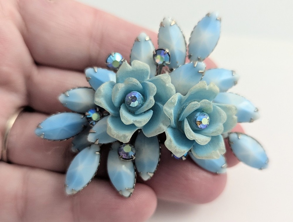 Vtg Sky Blue Glass Rhinestone AB Rose flower Lucite 3D Brooch Riveted