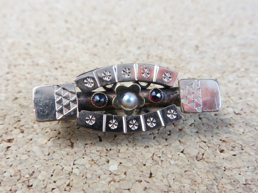 Antique Victorian Etched Yellow Gold Filled Red Garnet Seed Pearl Small Pin #306