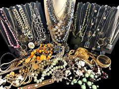 1 -2 LB LOT Of Used Costume Jewelry Vintage to Modern Wearable 15-20 Pieces