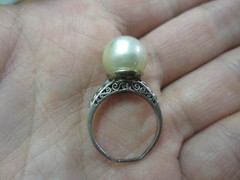 Vintage Platinum 10mm South Sea Pearl Ring w/ Diamond Accents (Size 5.50)