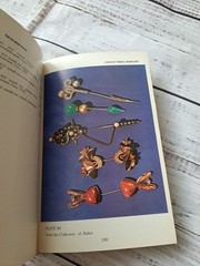 Collectible Jewelry 1850-1950 Hatpins Brooches Necklaces Etc. / Book + Values