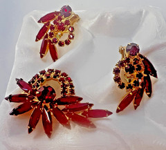 Authentic D&E Juliana Dark Siam Red Marquis Spray Brooch and Earrings Set