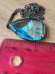 VINTAGE JAPAN MOUNT FUJI AQUAMARINE COLOR ETCHED CRYSTAL GLASS STERLING NECKLACE