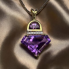 VINTAGE 14K Gold Natural Amethyst & Diamond Necklace -17″ Contemporary -4.4g