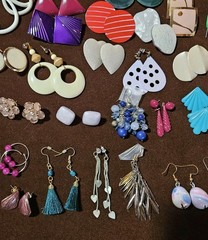 Wow Vintage 80’s & 90’s APX 60 Pairs of Earrings & More Lot Necklace/Bracelet
