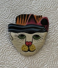 Vintage Cat hand painted brooch pin / enamel on wood brooch pin
