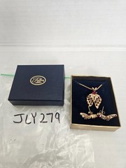Vintage Fuller Brush Company Red stone “wings” Necklace & Earrings (JLY0279)
