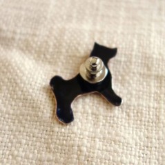 Shiba inu – Japanese cloisonné enamel Pin Badge Brooch Made-to-order NEW