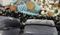 4Lb Mixed Mystery Jewelry Lot Vintage Mod Boho Bead Necklaces Bracelets Earrings