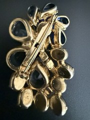 Vintage Unbranded Blue Rhinestone Brooch