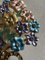 Vintage Gorgeous Enameled Flower Bouquet & Rhinestone Pot Brooch B2