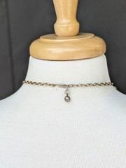 Vintage Deep RED Burgundy Maroon ROUND Thermoset Gold Tone 16″ Necklace Choker