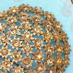 Kraemer Signed Domed Round Large Vintage Gold Toned Brooch Openwork Flowers
