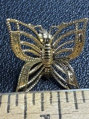 Filigree Gold-toned Butterfly Pierced Earrings 1970’s .5″