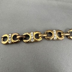 Vintage Gold Tone Rhinestone Scroll Link Bracelet 7.5 Inch Fold Over Clasp