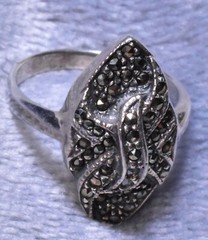 VTG 925 Sterling Silver Marcasite Marquise Knot Shape Ring Approximate Size 7 ¾