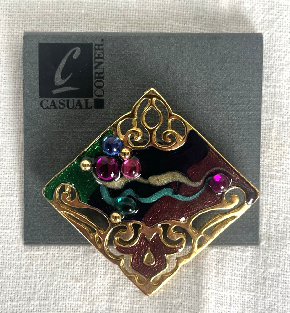 Vintage Casual Corner Brooch Pin Gold Tone w/ Enameling And Stones
