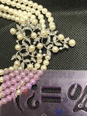 VTG GORGEOUS MARVELLA FIVE STRAND FAUX PEARLS RHINESTONES SILVER TONE NECKLACE