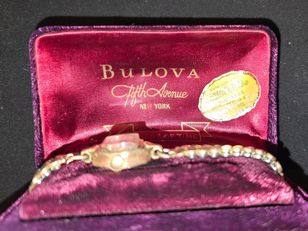 Vintage Art Deco Bulova Ladies Watch w/ Original Bulova Velvet Presentation Box