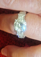 Vintage Lady’s 2.85ct Natural Diamond 5.35 TCW Platinum 900 Engagement Ring