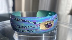 STUNNING HOLLY YASHI CUFF BRACELET, FACETED AMETHYST GEMSTONE ACCENT EX. COND