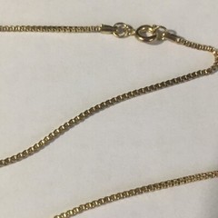 VINTAGE GLD TONE CURB DAINTY CHAIN NECKLACE 26″ CLASSIC JEWELRY