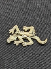 Vintage Alligator Brooch Iridescent Ivory Enamel Crocodile Reptile Lizard Pin