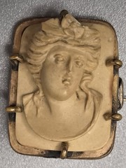 Rare Antique Lava Stone Cameo Left Facing Goddess 7/8″ Brooch Pin 4.4g Italia