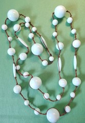 Vintage LIGHT BLUE & WHITE SWIRLED Colored Acrylic Beaded Necklace