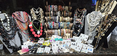 Estate Jewelry Lot 537 pc Signed Unsigned 32 lbs. Vintage to Now Jewelry Lot 21