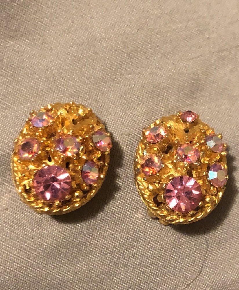 Vintage Mid Century Pink AB Crystal Oval Cluster Earrings Filigree Gold