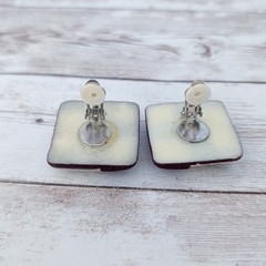 Vintage Clip On Earrings Burgundy & Gold Tone – Condition Issues