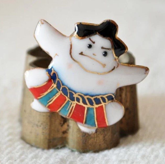 Sumo Wrestler – Japanese cloisonné enamel Pin Badge Brooch Made-to-order NEW