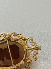 Vintage Juliana Cameo for Celebrity NY Gold Tone Brooch Pin Pendant