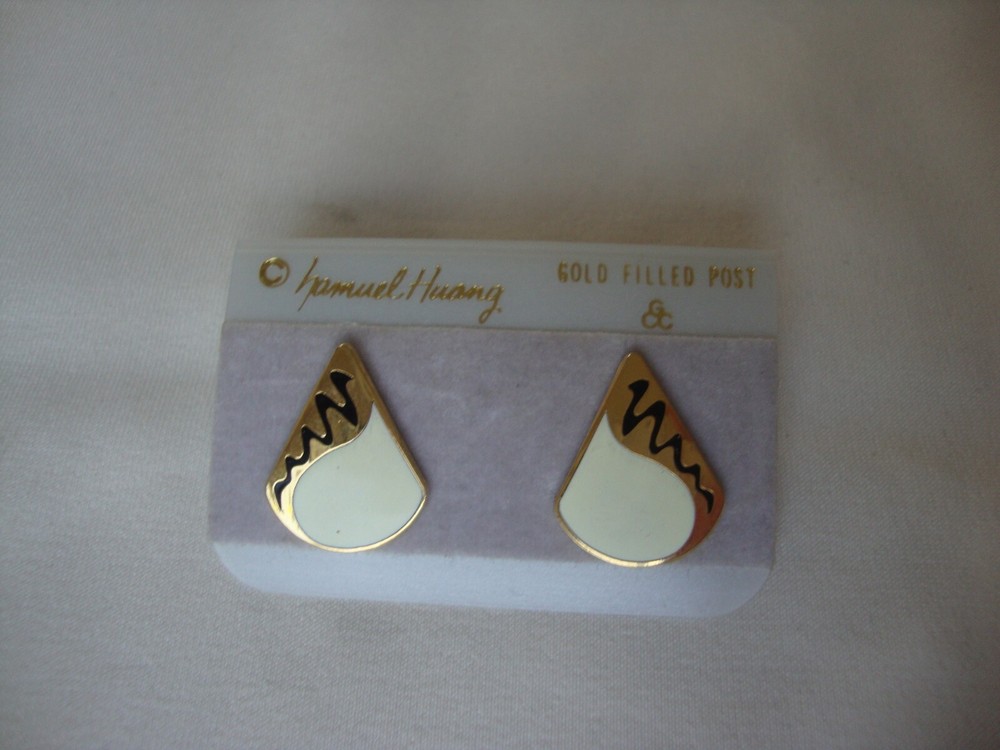VINTAGE SAMUEL HUANG DESIGNER CLOISONNE RETRO MOD BLACK & WHITE STUD EARRINGS