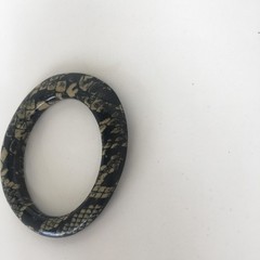 Black Beige Snakeskin Pattern Bangle Bracelet Fashion Jewelry Unisex Vin (3.5in)