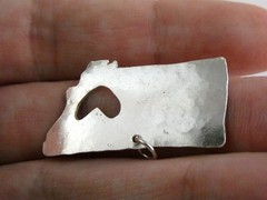 Vintage Hammered Sterling Silver I Love Montana State Pendant Charm 2.6g .75 In