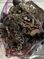7+ lbs ESTATE Huge Lot Costume Jewelry VTG Now Art Craft RESELLERS LOT05A062026A