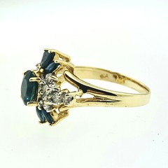 STUNNING 14K YELLOW GOLD SAPPHIRE & DIAMOND COCKTAIL RING