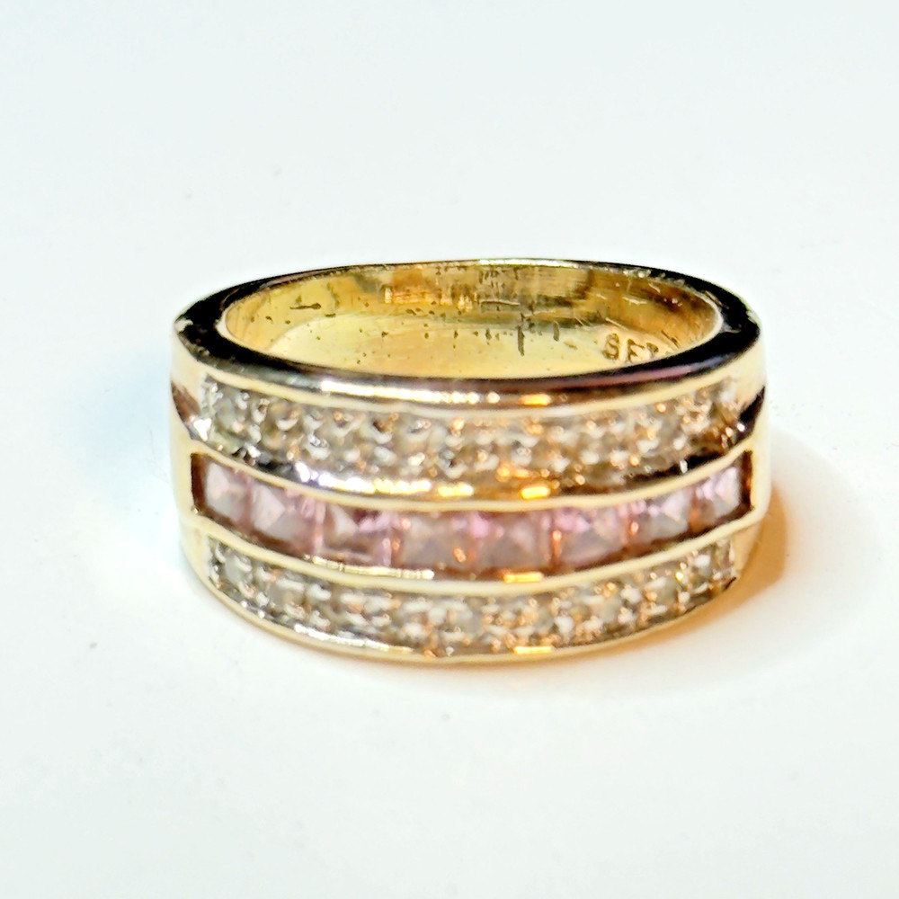 SETA square pink & clear round stone in 3 rows on gold 7/16″ wide band ring Sz 9
