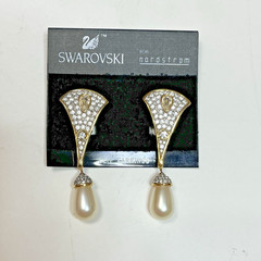 SWAROVSKI Gold Tone Crystal and Briolette Drop Dangle Clip Earrings 2.5 in Long