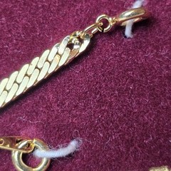 ESTATE Vintage Ferarri 18KT Gold Shield Chain & Bracelet Set in Original Box