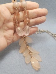 Vintage To Now Light Rose Glass And Plastic Beads Necklace Leafs Pedant 24in