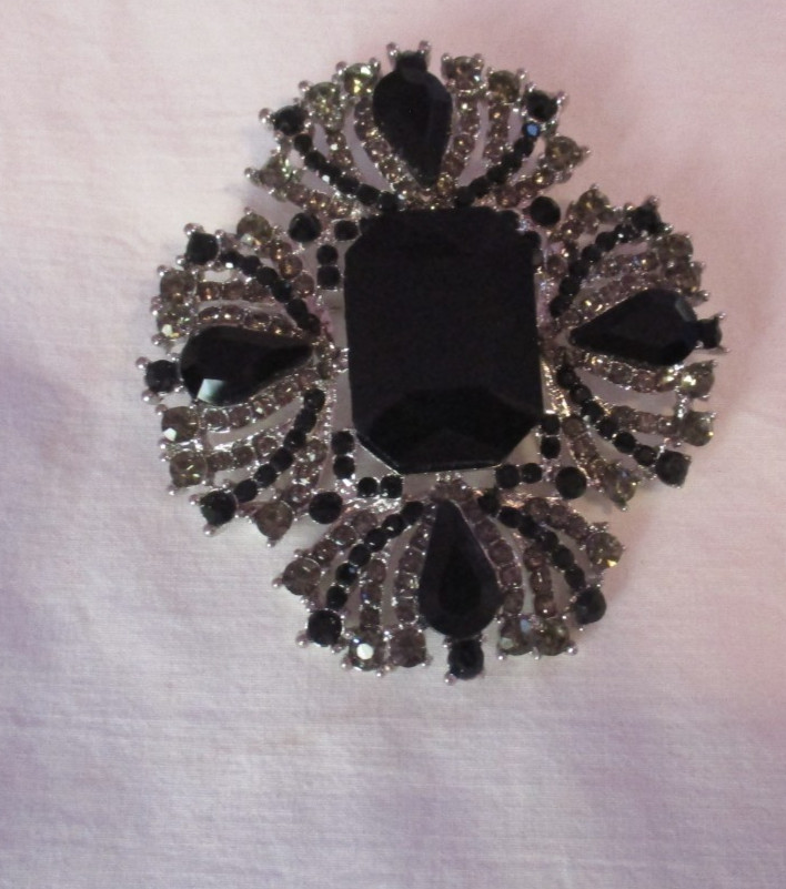 Vintage-Style Rhinestone Brooch with Large Black Faceted Center Stone 2.5 inches