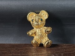 Vintage 4 Brooch Pin Lot Gold Tone Animals Teddy Bear Bird Crab