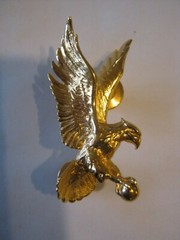 1 3/4″ Brass Tone Eagle Pin, Two Post Clasps (MW-17)