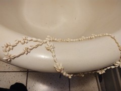 Vintage 1960’s-70’s Sun Bleached White Conch Shell Tassel 36″ Necklace