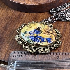 Vtg Asian Woman Figural Pendant Necklace Gold Tone Filigree 24 Inch Chain