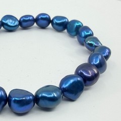 Vintage Blue Peacock Baroque Pearl Stretch Bracelet – Iridescent Boho Charm